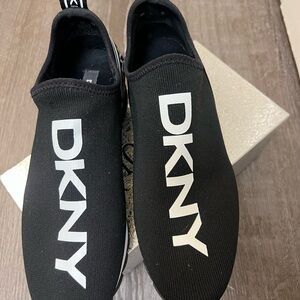 DKNY Men's Black Slip-On Sneakers